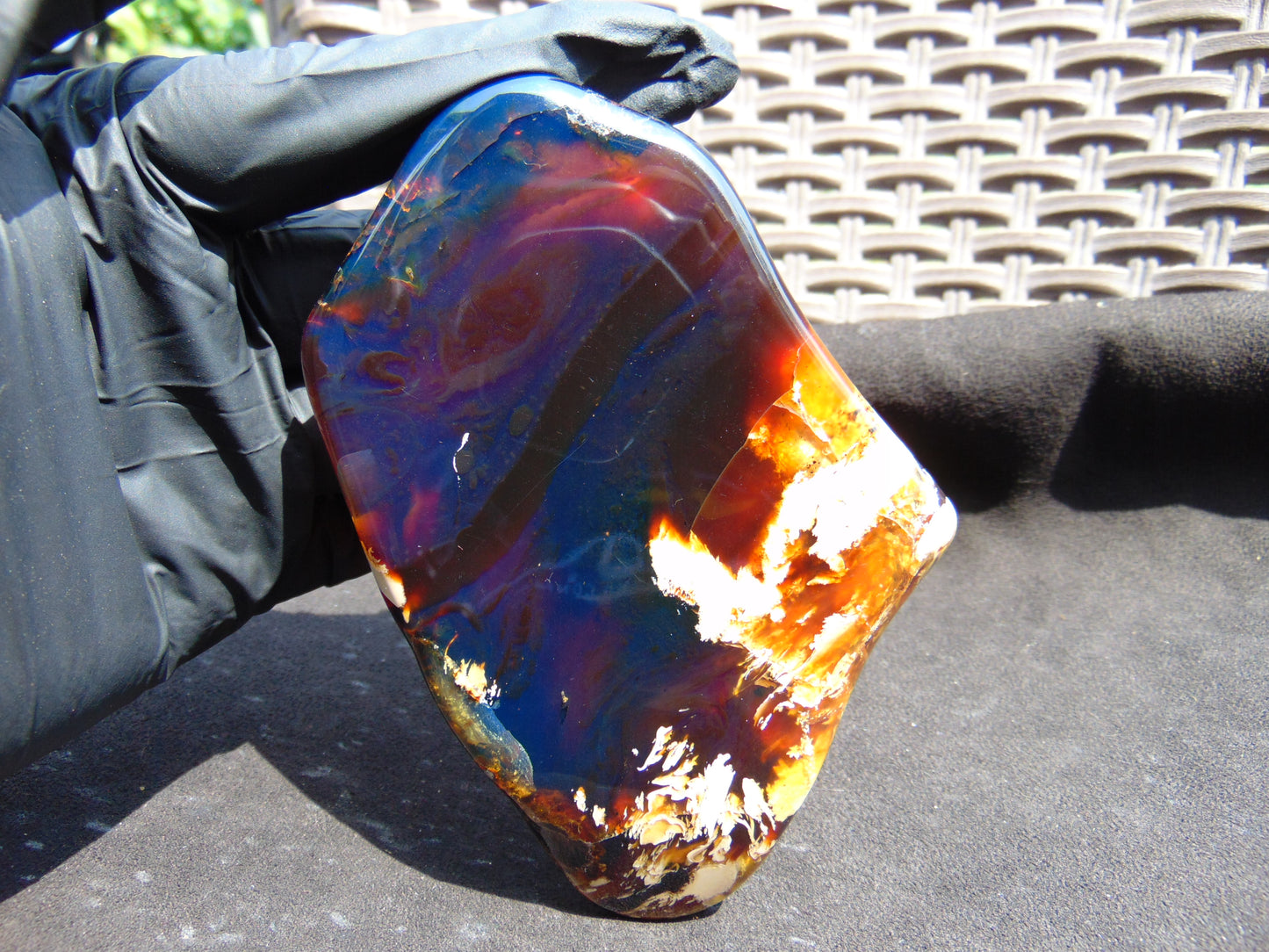 119 gram Slab polished Indonesian Sumatra Yellow Blue Amber for Healing 25N156