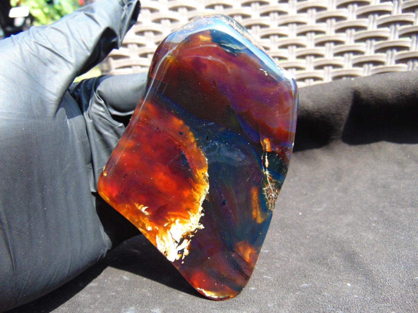 119 gram Slab polished Indonesian Sumatra Yellow Blue Amber for Healing 25N156
