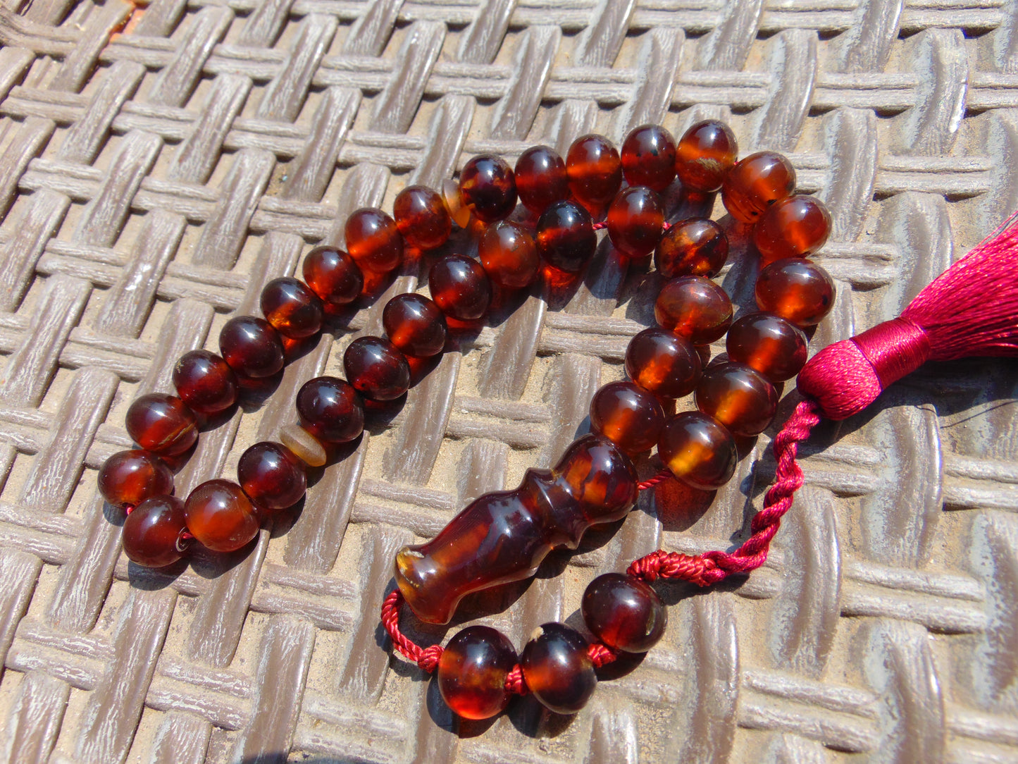 28 gr Hand Tasbih 33+3 Beads 10 mm Indonesian Red Amber for Healing TB11i33