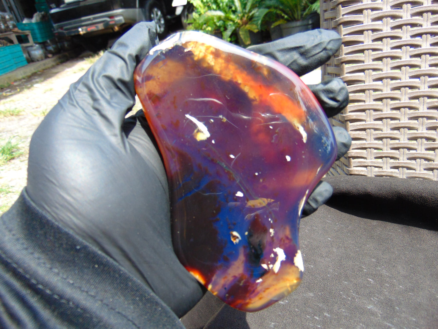 100 gram Slab polished Indonesian Sumatra Yellow Blue Amber for Healing 25N154