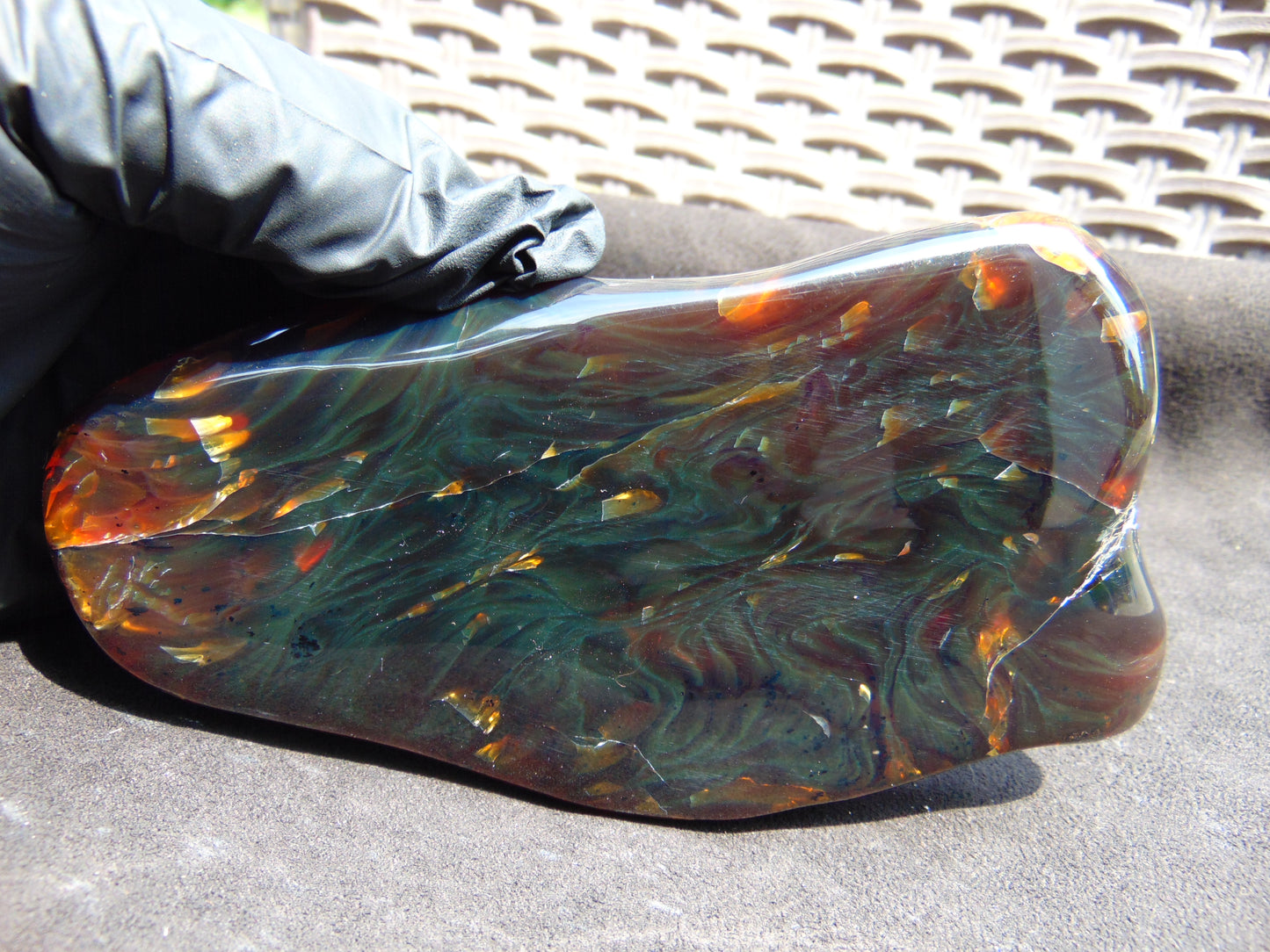 137 gram Slab polished Indonesian Sumatra Green Amber for Healing 25N164
