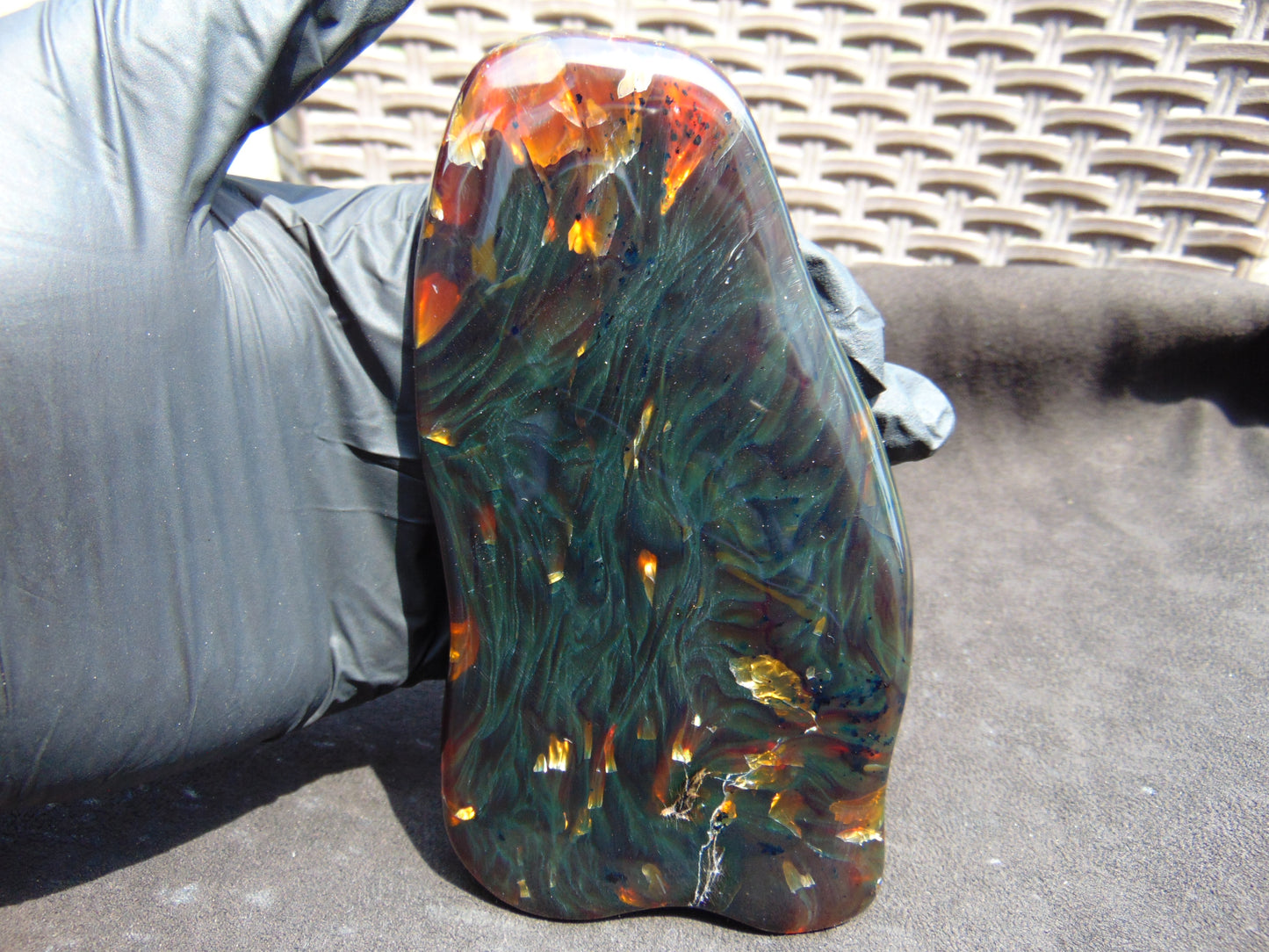 137 gram Slab polished Indonesian Sumatra Green Amber for Healing 25N164