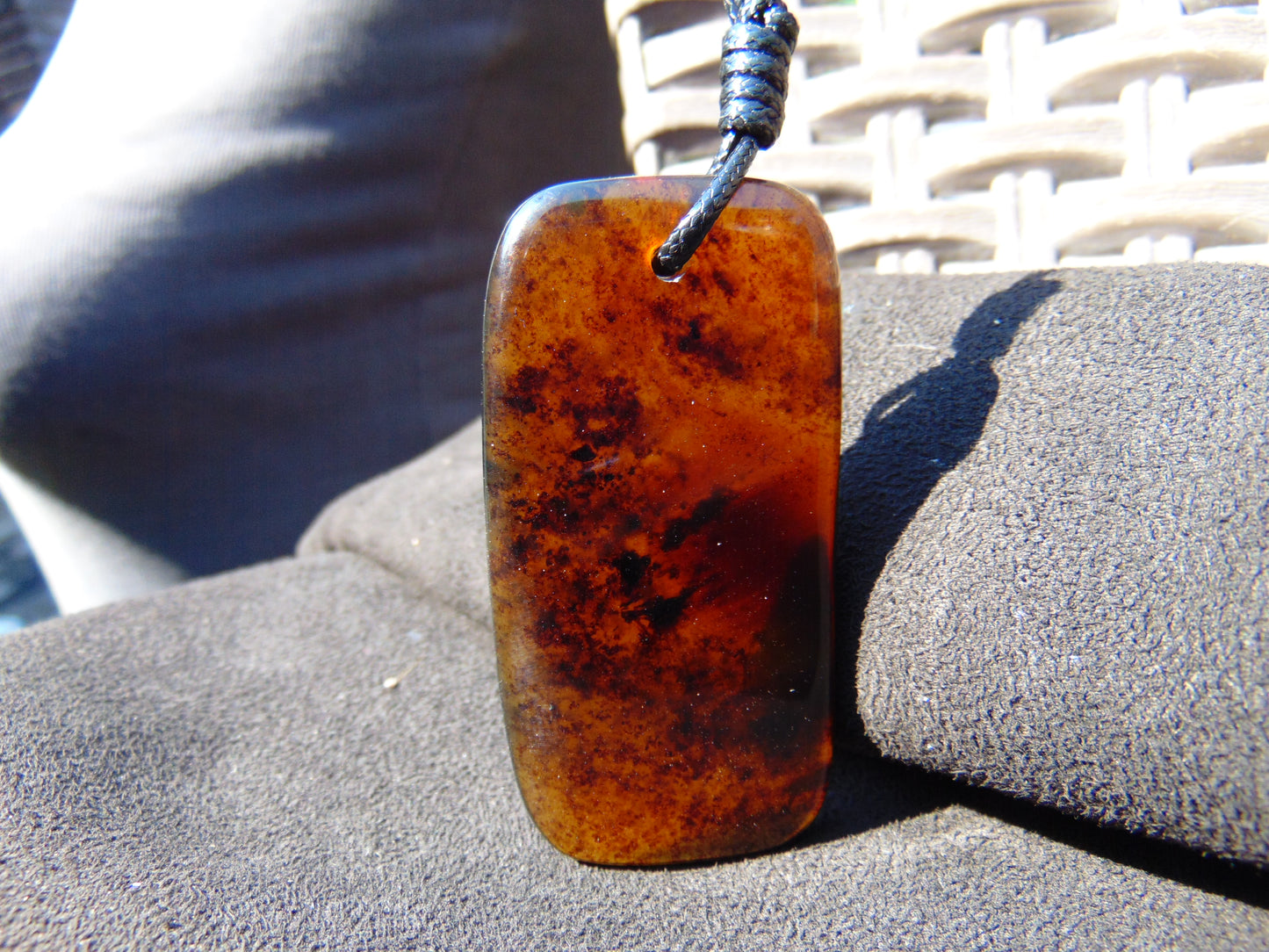 14 gr Pendant Indonesian Amber for Healing 25F9