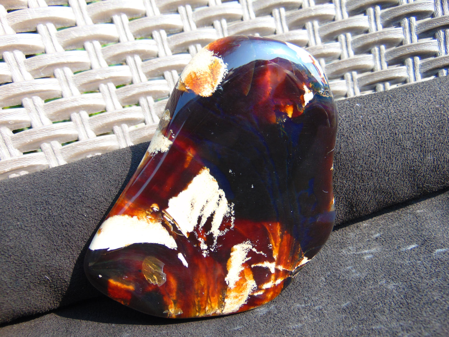 105 gram Slab Slim polished Indonesian Crystal red Amber for Healing 25N146