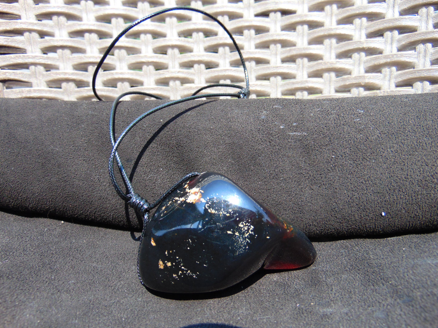 65 gr Pendant Indonesian Amber for Healing 25F10