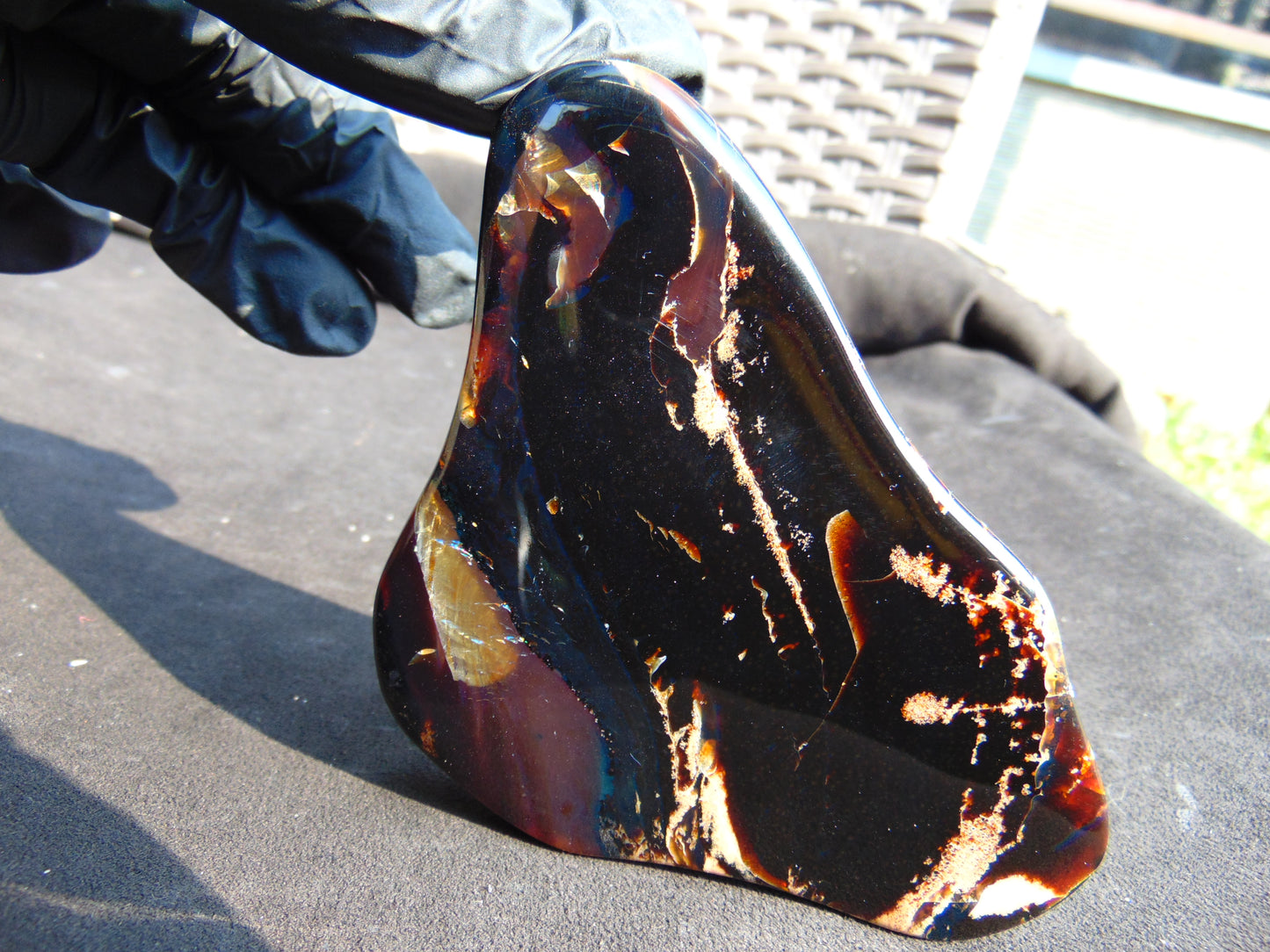 115 gram Slab polished Indonesian Sumatra Black Blue Amber for Healing 25Y108