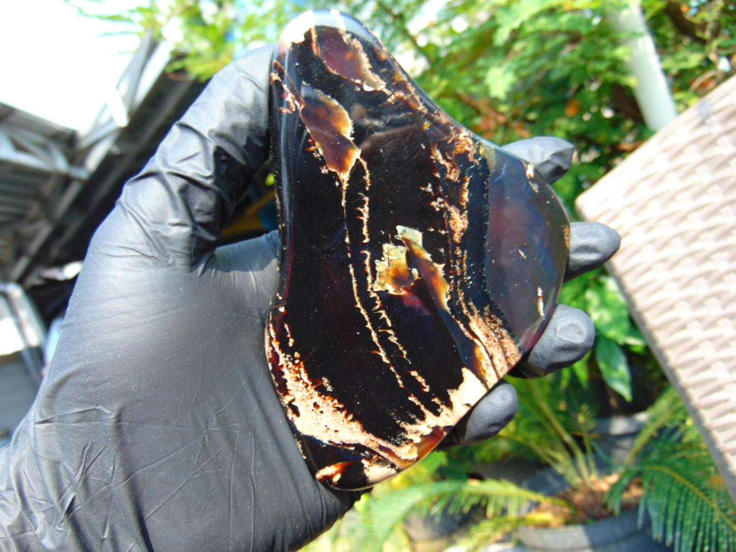 115 gram Slab polished Indonesian Sumatra Black Blue Amber for Healing 25Y108