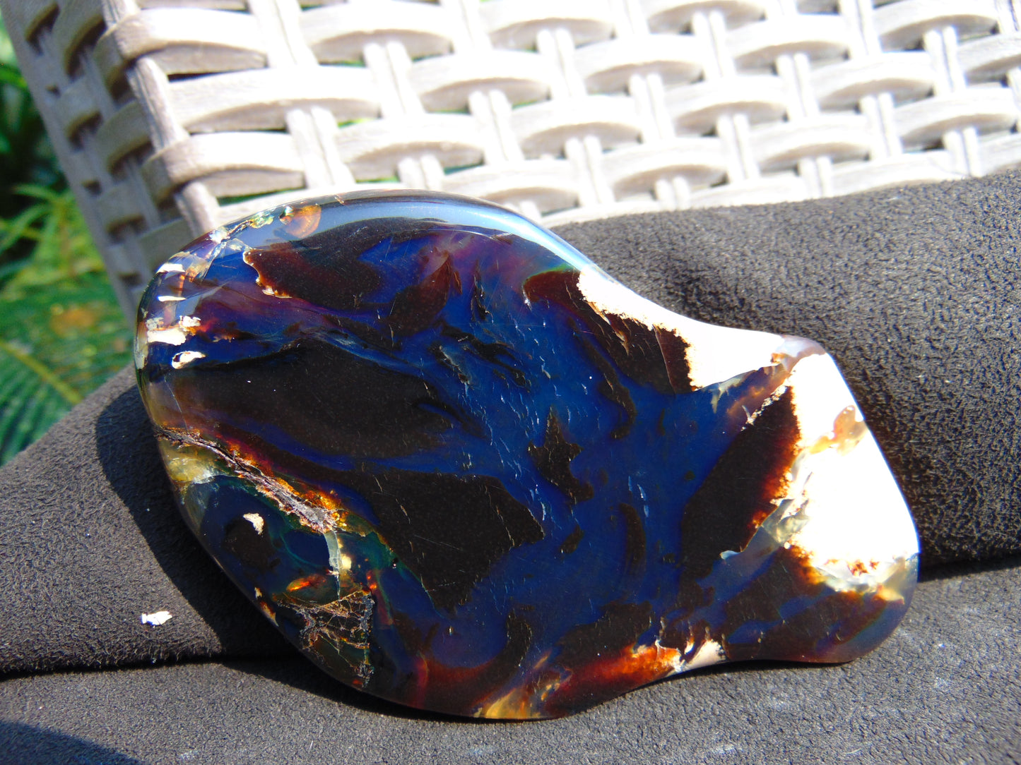 69 gram Slab polished Indonesian Sumatra Black Blue Amber for Healing 25Y115