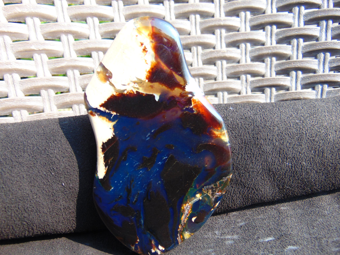 69 gram Slab polished Indonesian Sumatra Black Blue Amber for Healing 25Y115