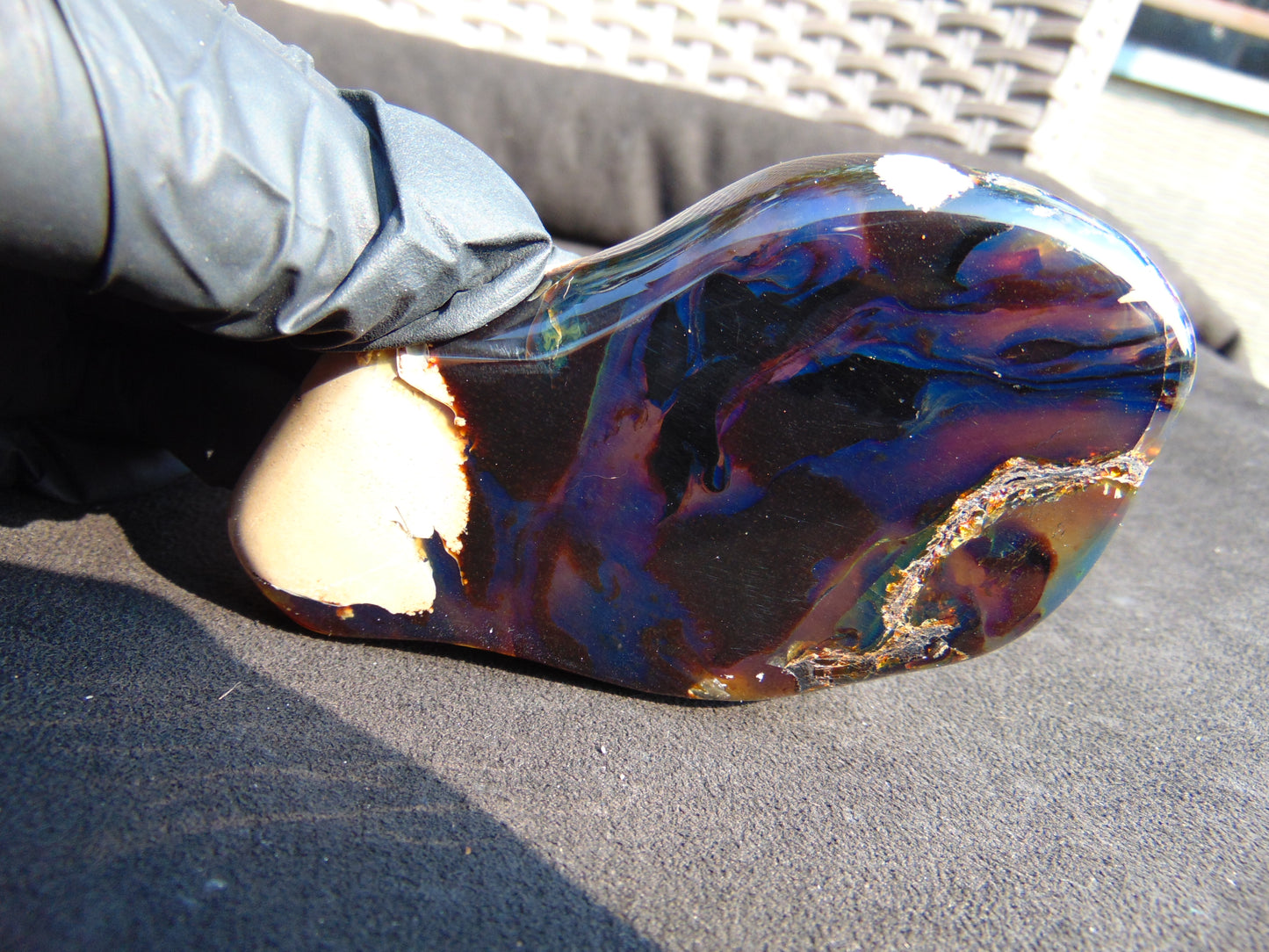 69 gram Slab polished Indonesian Sumatra Black Blue Amber for Healing 25Y115