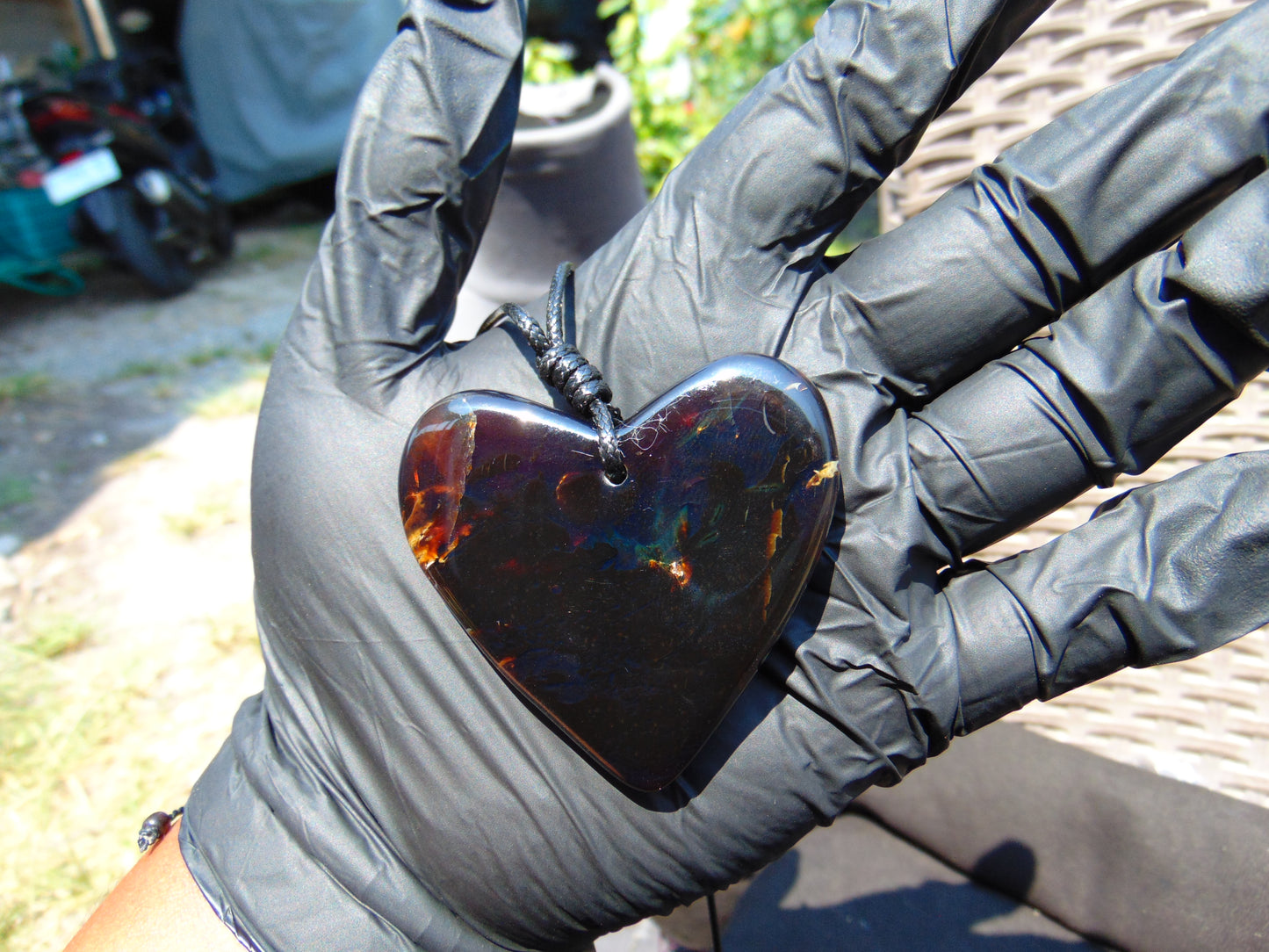 19 gr Heart Pendant Indonesian Amber for Healing PDN701