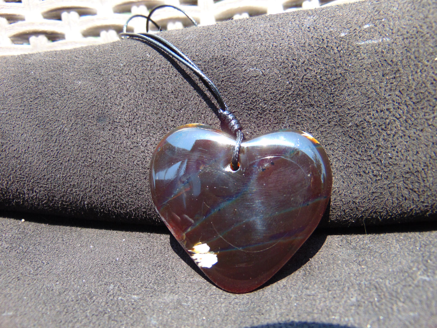 14 gr Heart Pendant Indonesian Amber for Healing PCAIK102