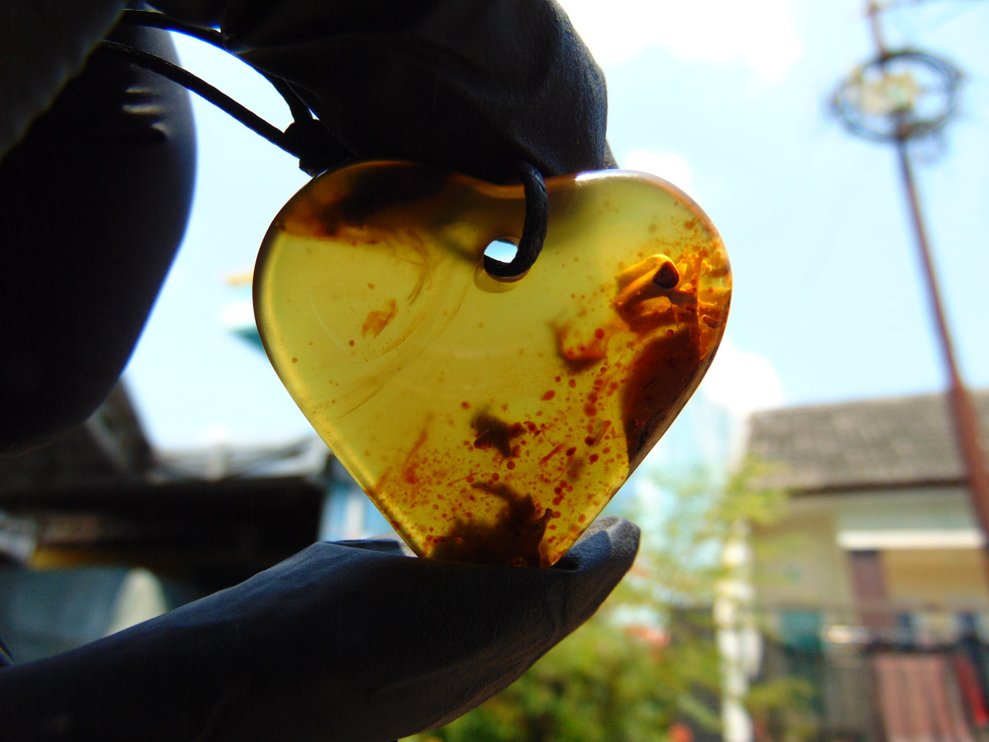 6 gr Heart Pendant Indonesian Blue Amber for Healing PB165