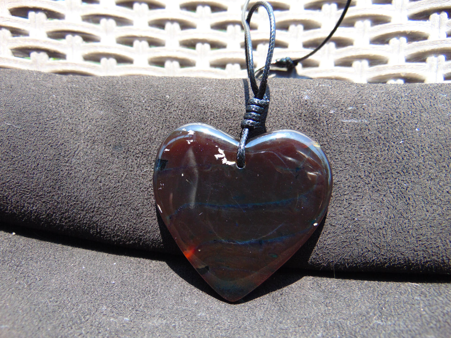 23 gr Heart Pendant Indonesian Amber for Healing PDN702