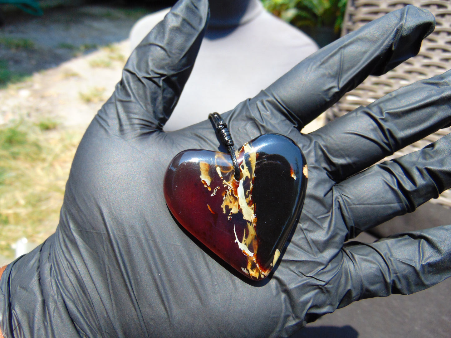 11 gr Heart Pendant Indonesian Blue Amber for Healing PDN653