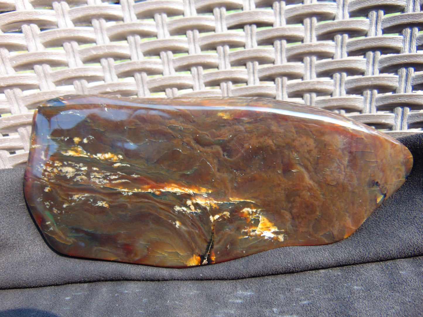 246 gram Slab Slim polished Indonesian Caramel Amber for Healing 25A209
