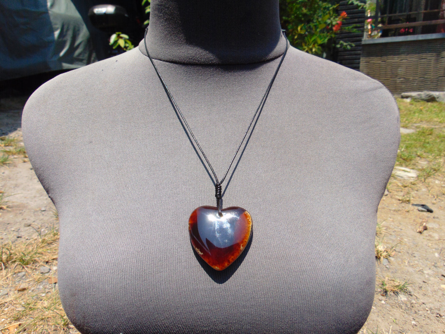 13 gr Heart Pendant Indonesian White Amber for Healing PCA134