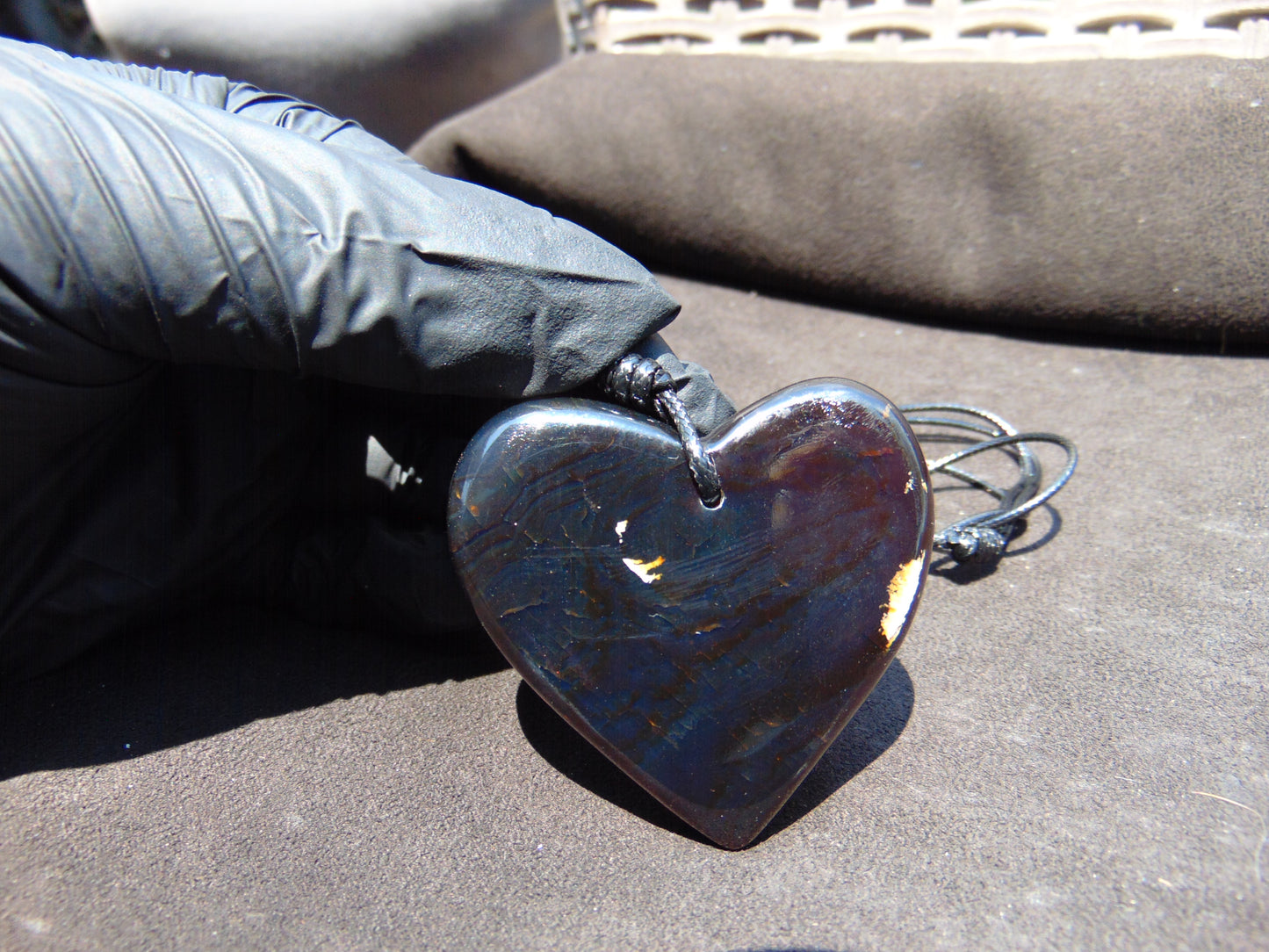 24 gr Heart Pendant Indonesian Cherry Amber for Healing PDY744