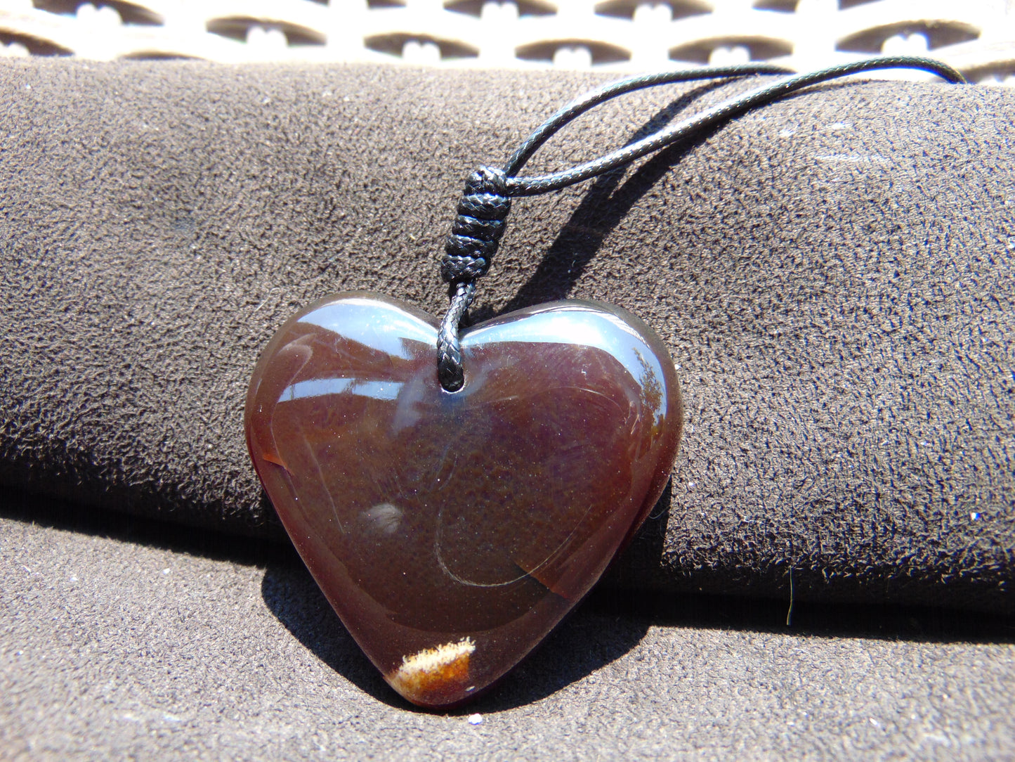 19 gr Heart Pendant Indonesian cherry red Amber for Healing PDAIK103