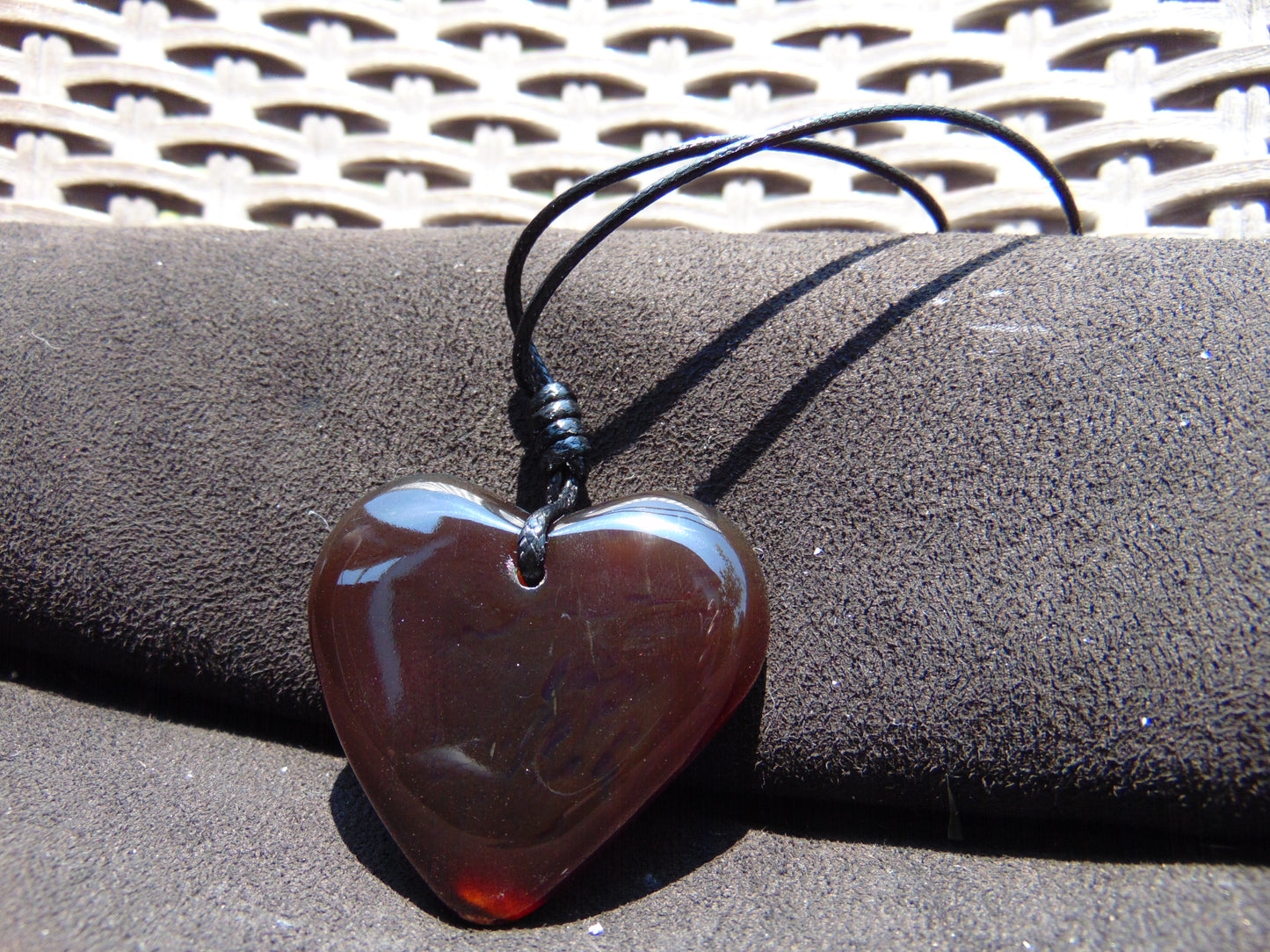 19 gr Heart Pendant Indonesian cherry red Amber for Healing PDAIK103