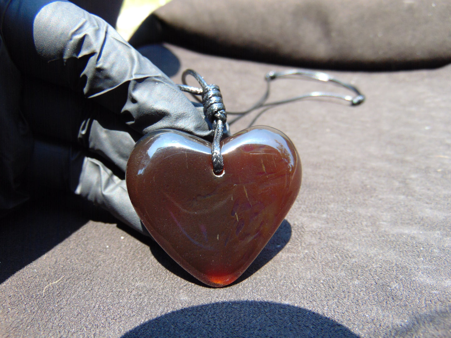19 gr Heart Pendant Indonesian cherry red Amber for Healing PDAIK103