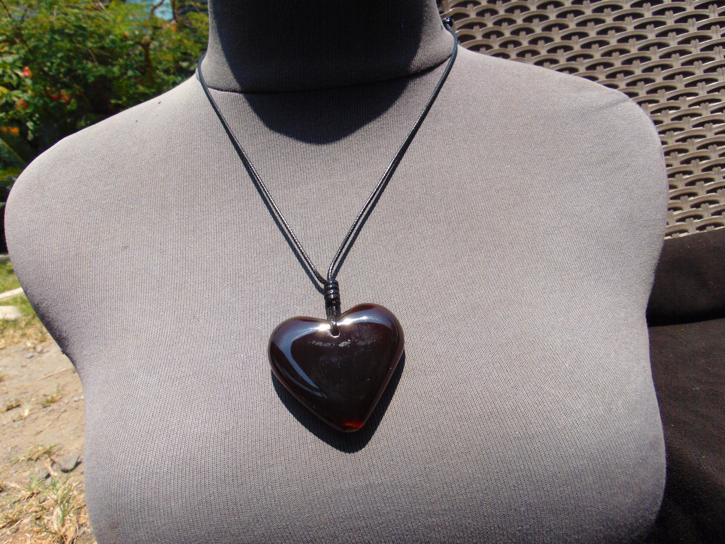 19 gr Heart Pendant Indonesian cherry red Amber for Healing PDAIK103
