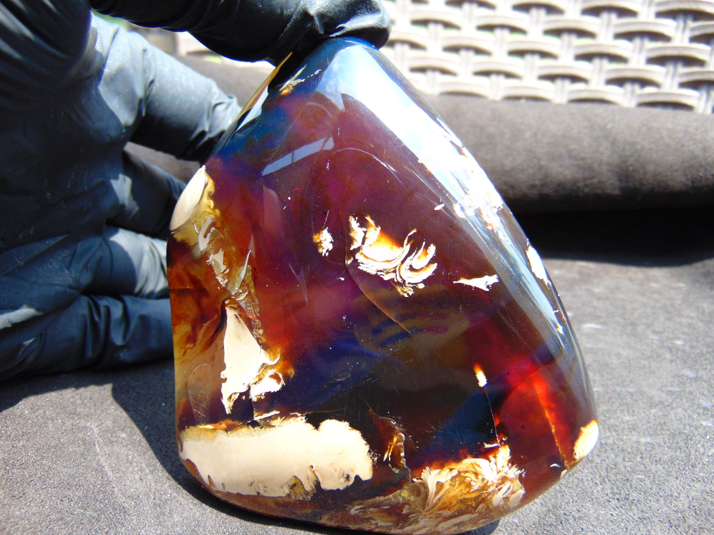 85 gram Slab polished Indonesian Sumatra Blue Red Amber for Healing 25Y114