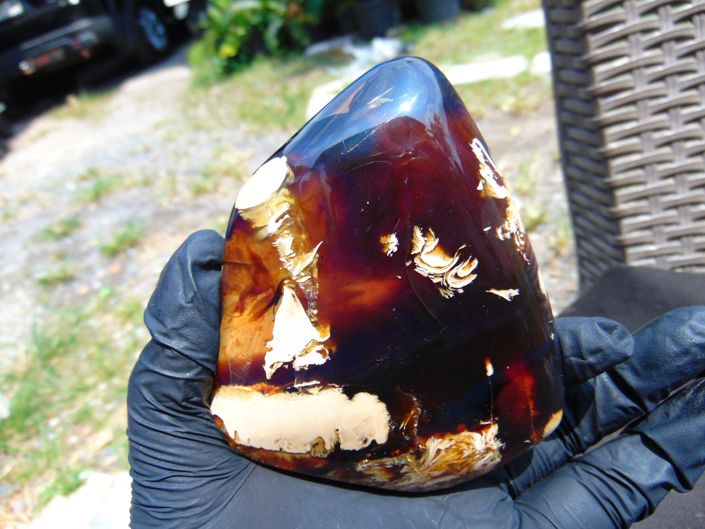 85 gram Slab polished Indonesian Sumatra Blue Red Amber for Healing 25Y114