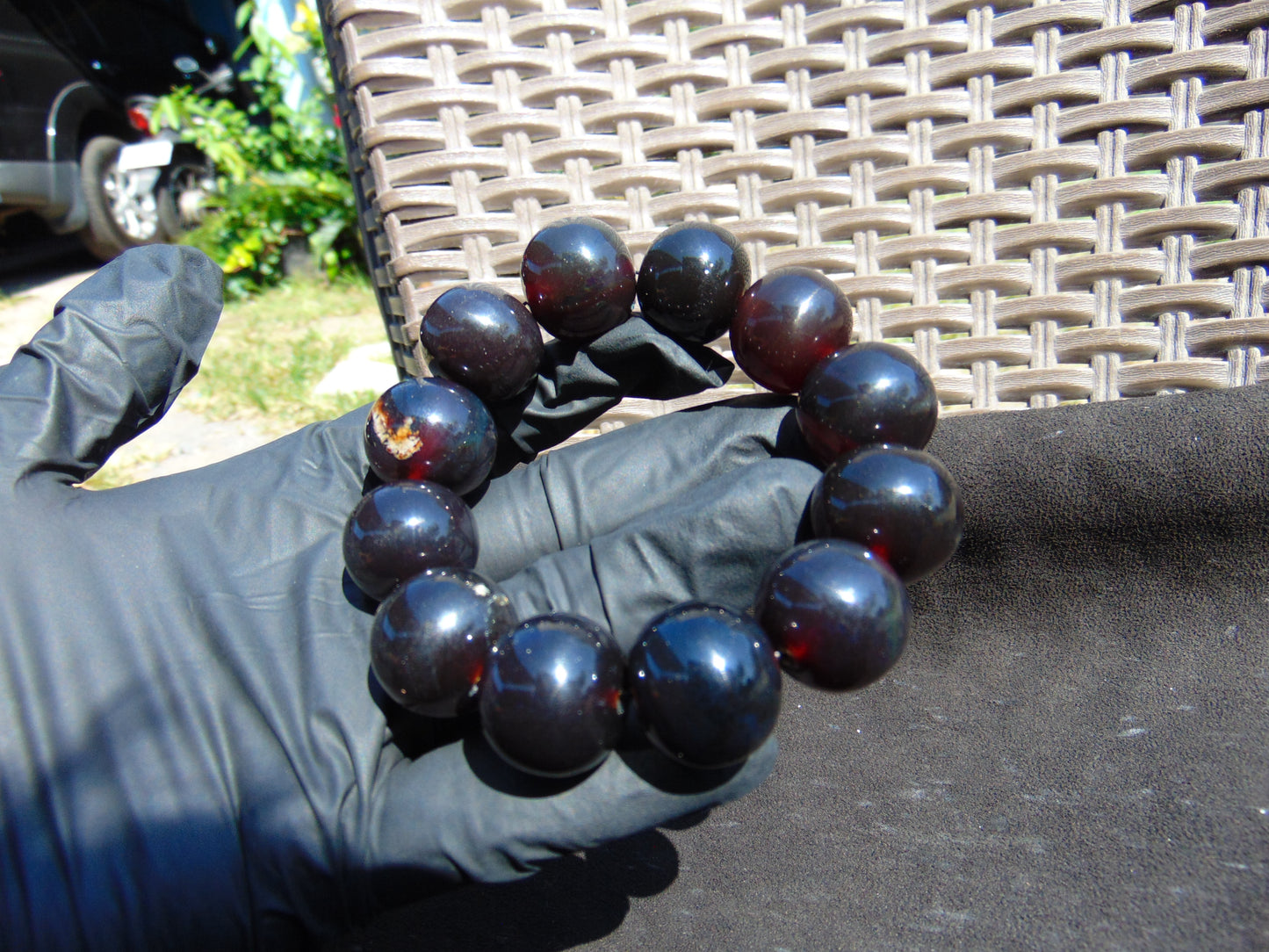 56 gram 12 Beads Mala Bracelet Indonesian Cherry Red Blue Amber 20 mm for Healing G20B109