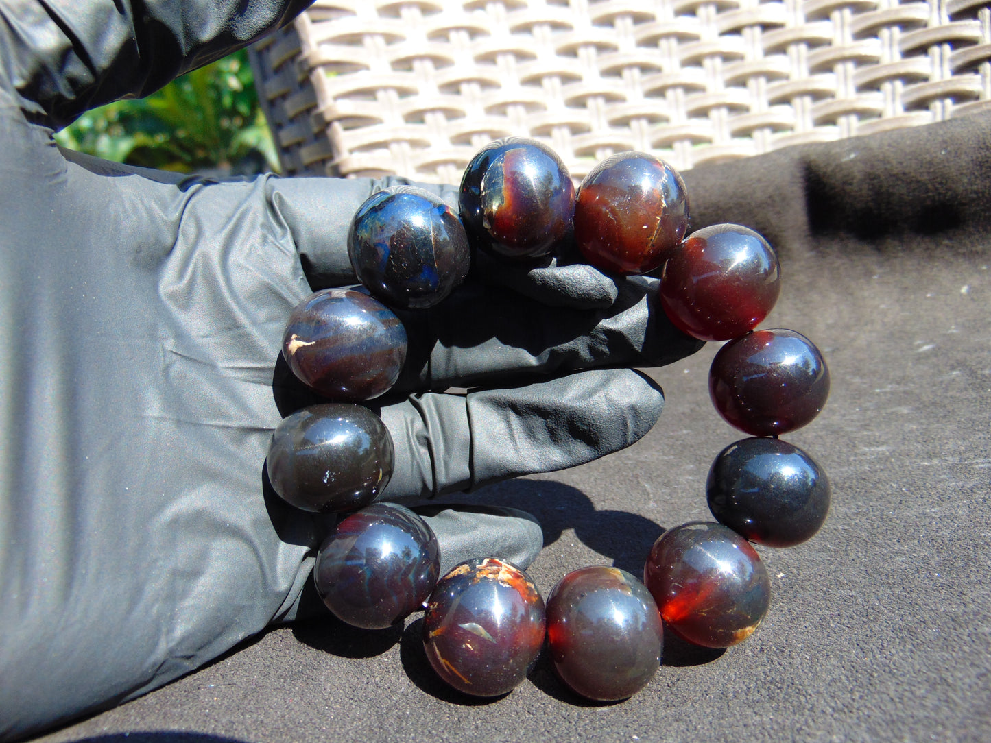 59 gram 12 Beads Mala Bracelet Indonesian Red Bluish Amber 20 mm for Healing G20B105