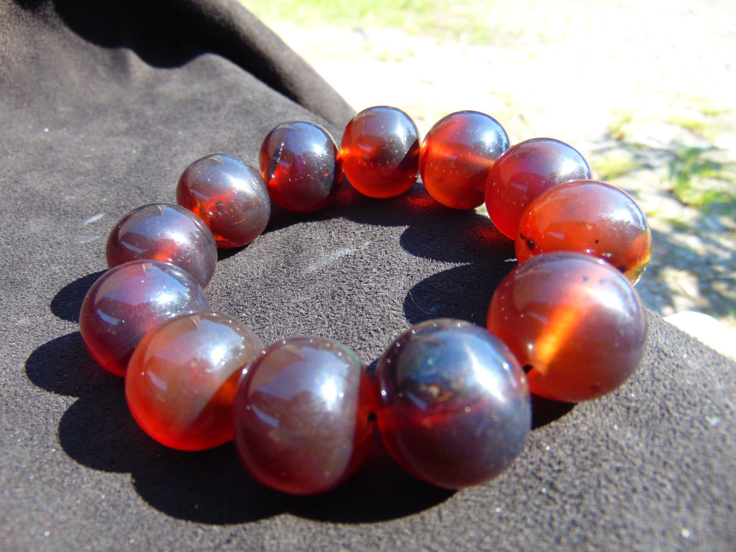 58 gram 12 Beads Mala Bracelet Indonesian Black Blue Amber 20 mm for Healing G20B111