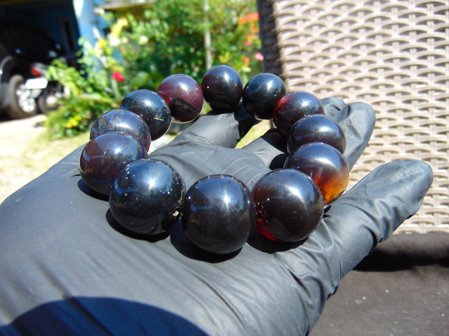 61 gram 12 Beads Mala Bracelet Indonesian Black Blue Amber 20 mm for Healing G20B110