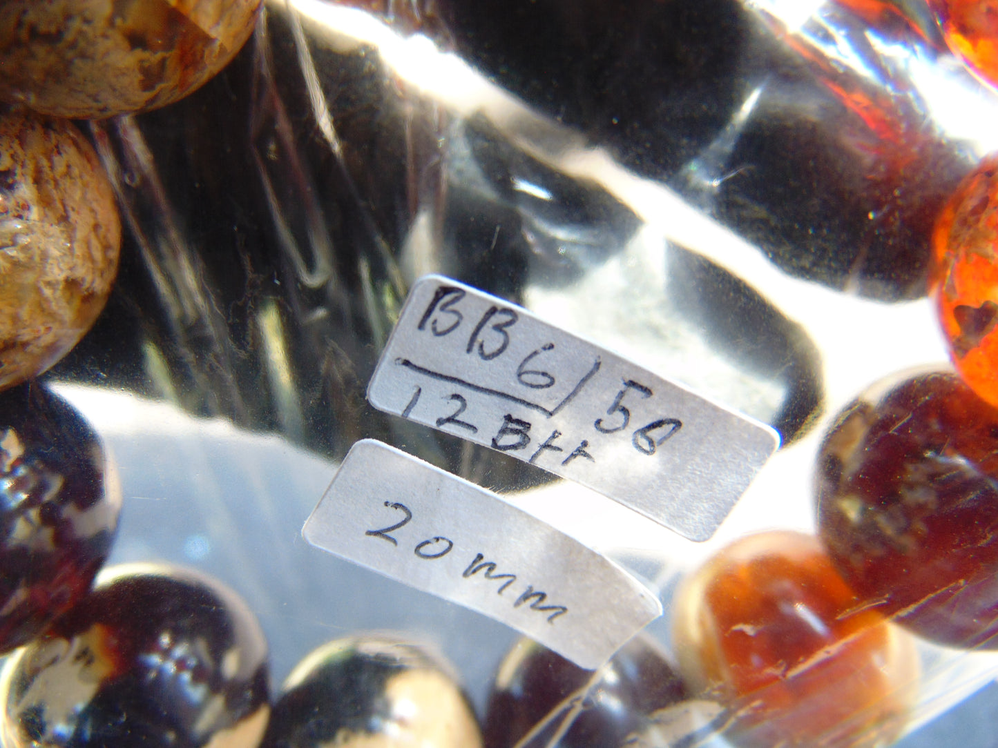 58 gram 12 Beads Mala Bracelet Indonesian White Blue Amber 20 mm for Healing G20B106