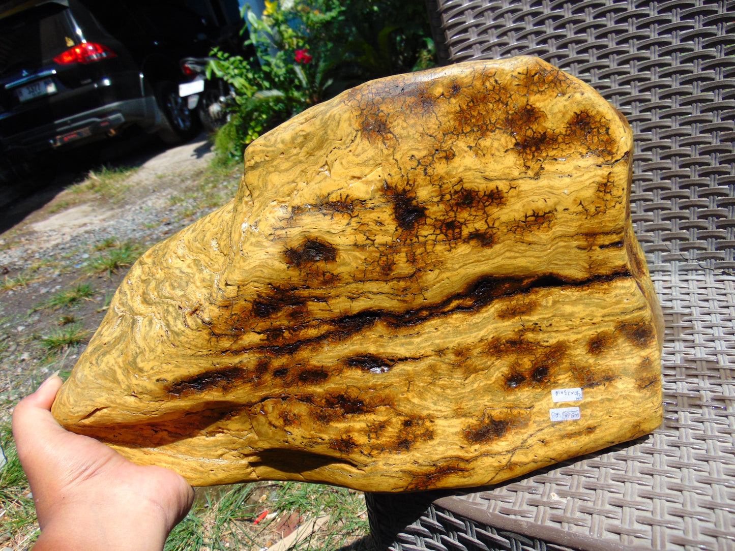 7606 gram Polished Indonesia Yellow Fragrance Amber for Healing K828