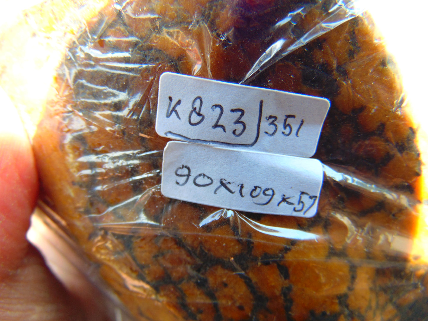 351 gram Polished Indonesia Yellow Fragrance Amber for Healing K823