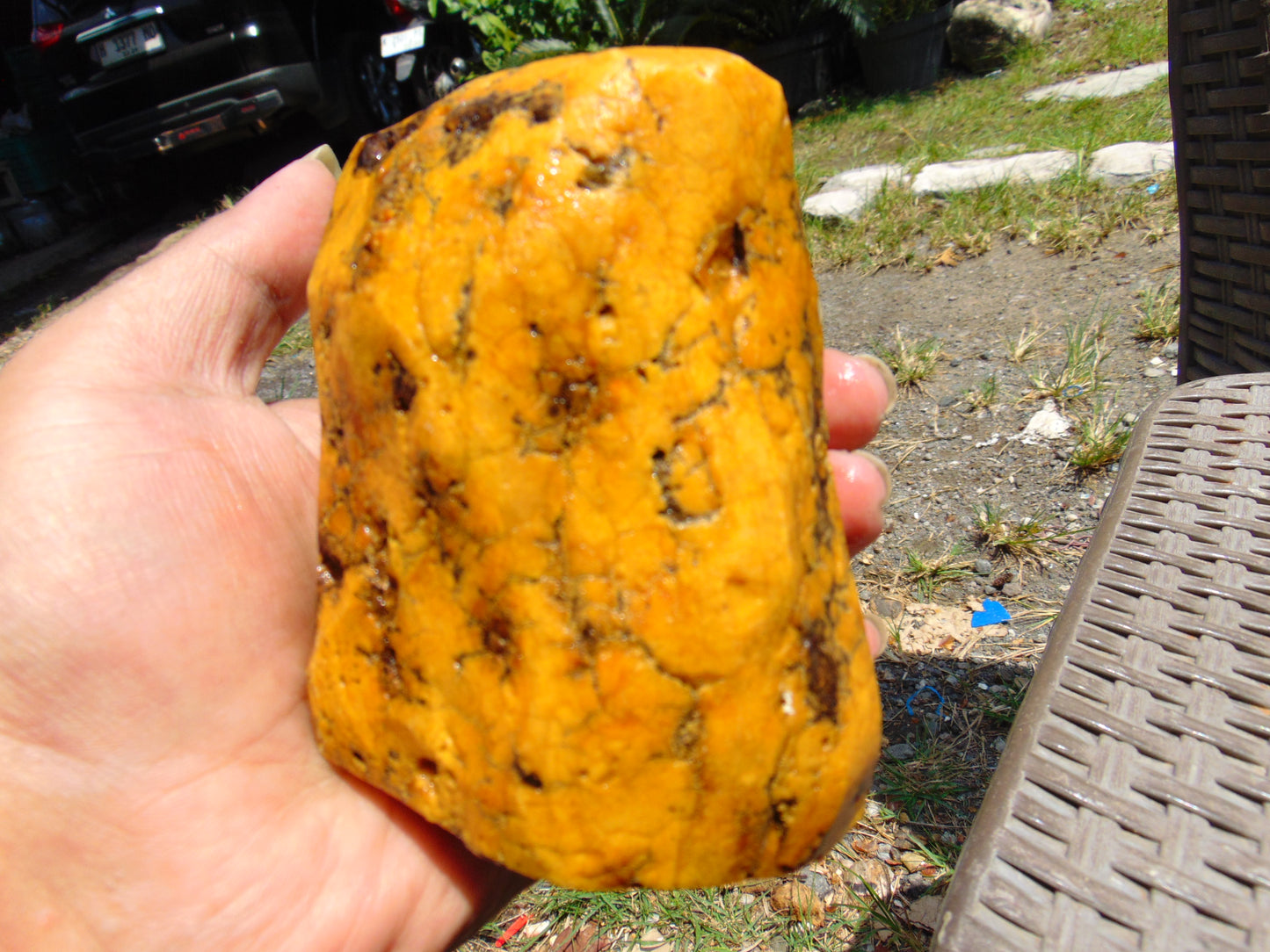 261 gram Polished Indonesia Yellow Fragrance Amber for Healing K822