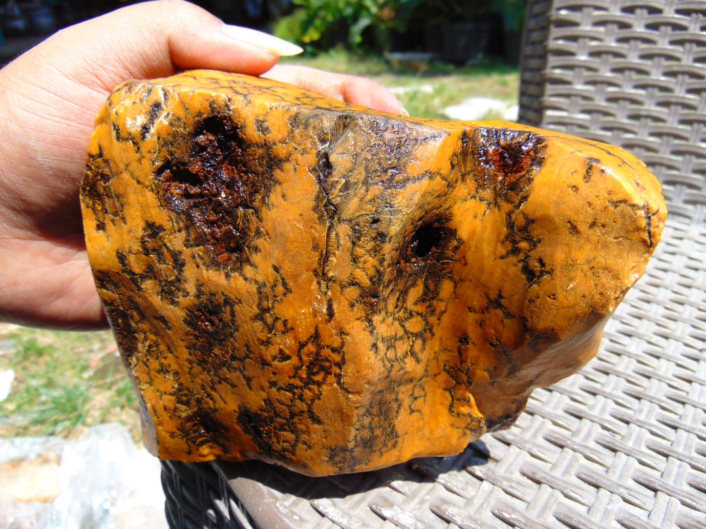 534 gram Polished Indonesia Yellow Fragrance Amber for Healing K821