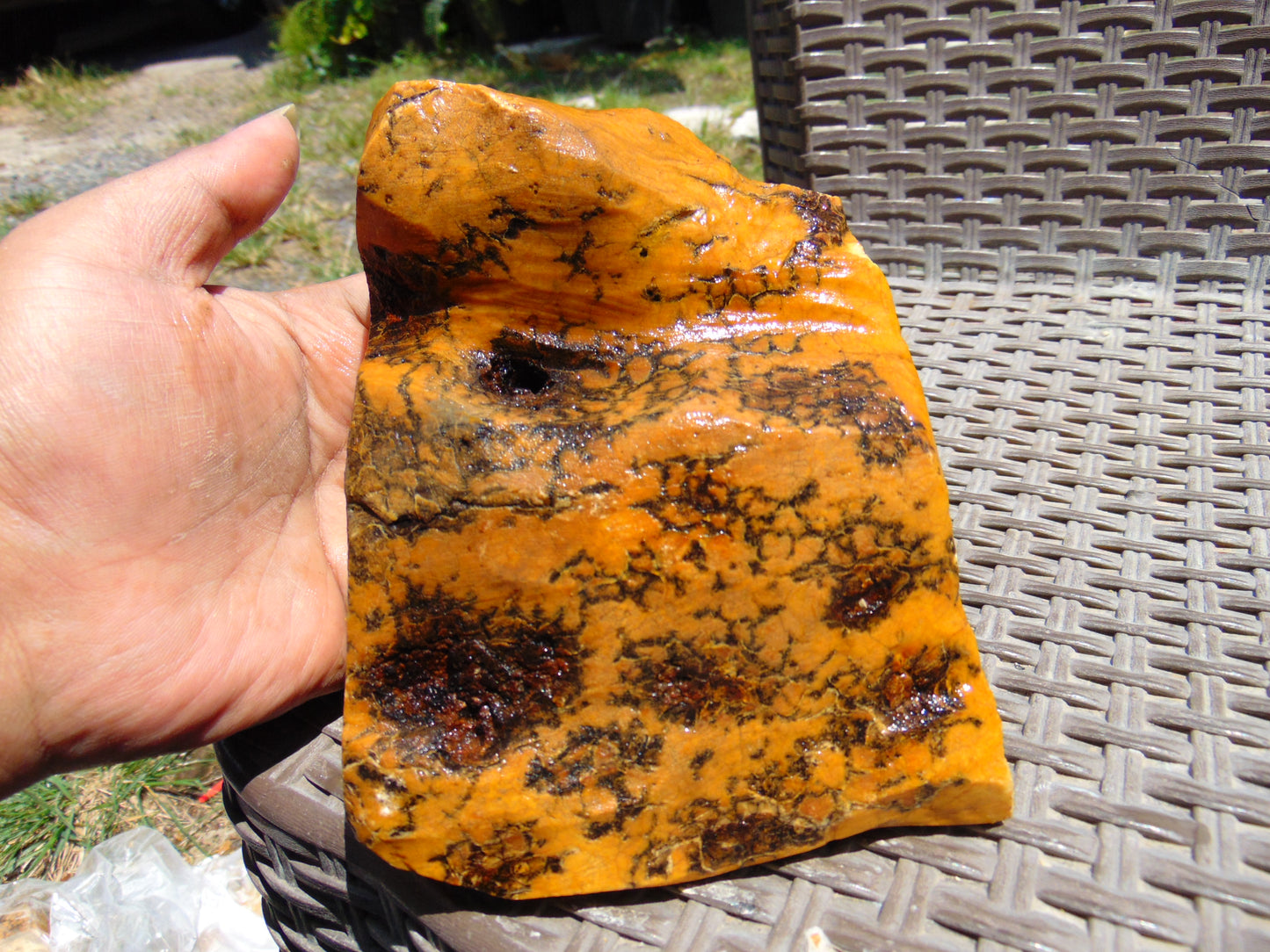 534 gram Polished Indonesia Yellow Fragrance Amber for Healing K821