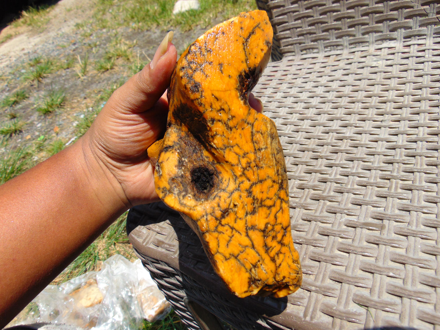 534 gram Polished Indonesia Yellow Fragrance Amber for Healing K821