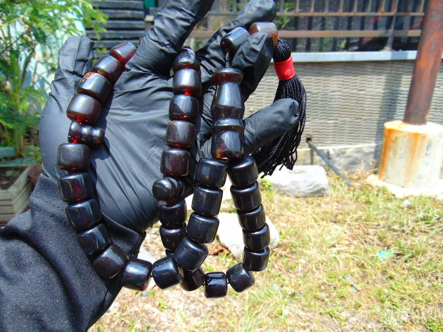 142 gr Komboloi Tasbih Rosary 33+2 Beads 15x16 mm Indonesian Dark Red Amber for Healing TB66
