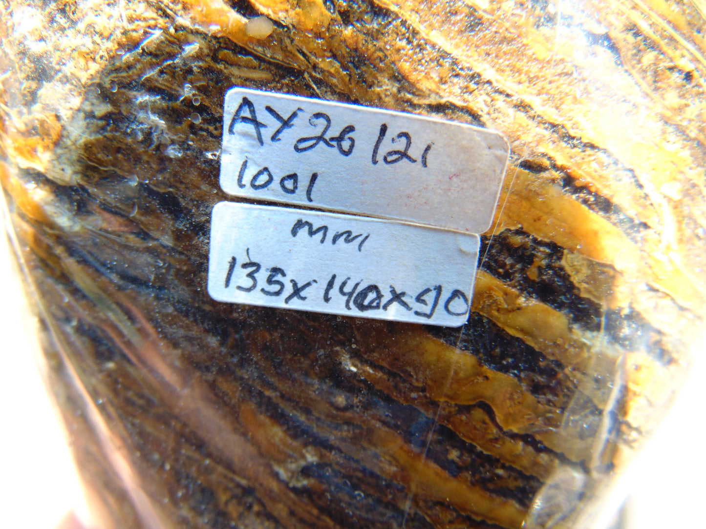 1001 gram Polished Indonesia Yellow Aromatic Amber for Healing AY26121