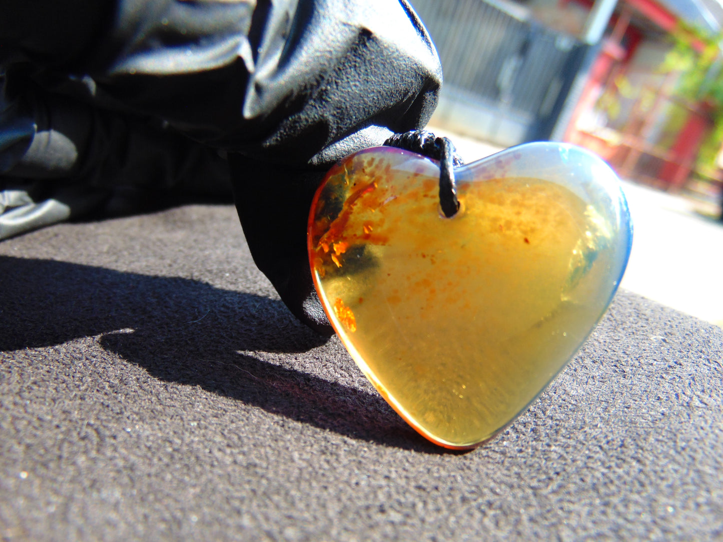 5 gr 35X34X8 mm Pendant Indonesian Blue Amber for Healing A1K70