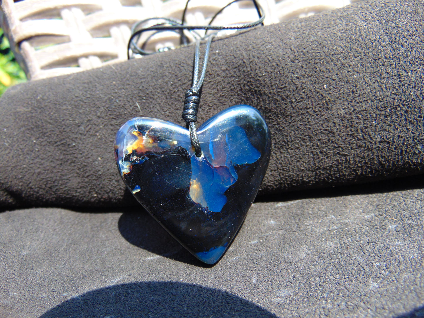 15 gr 37X44X12 mm Pendant Indonesian Blue Amber for Healing PCY724