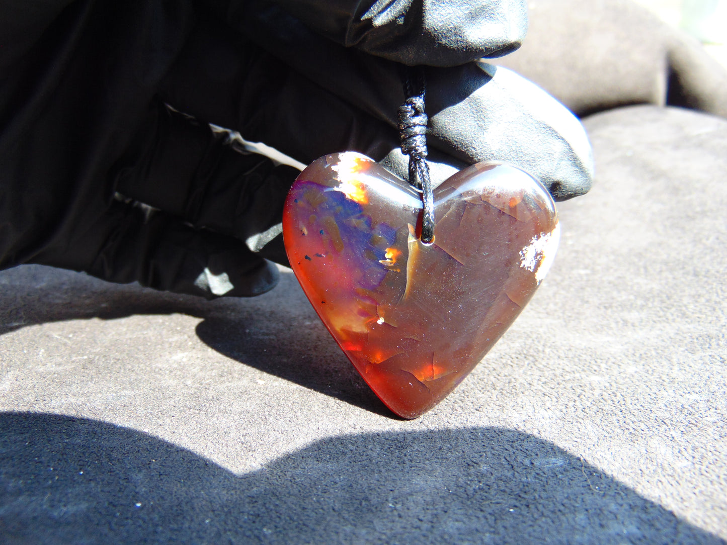 15 gram 44x43x15 mm Pendant Indonesian Blue Amber for Healing 25N60