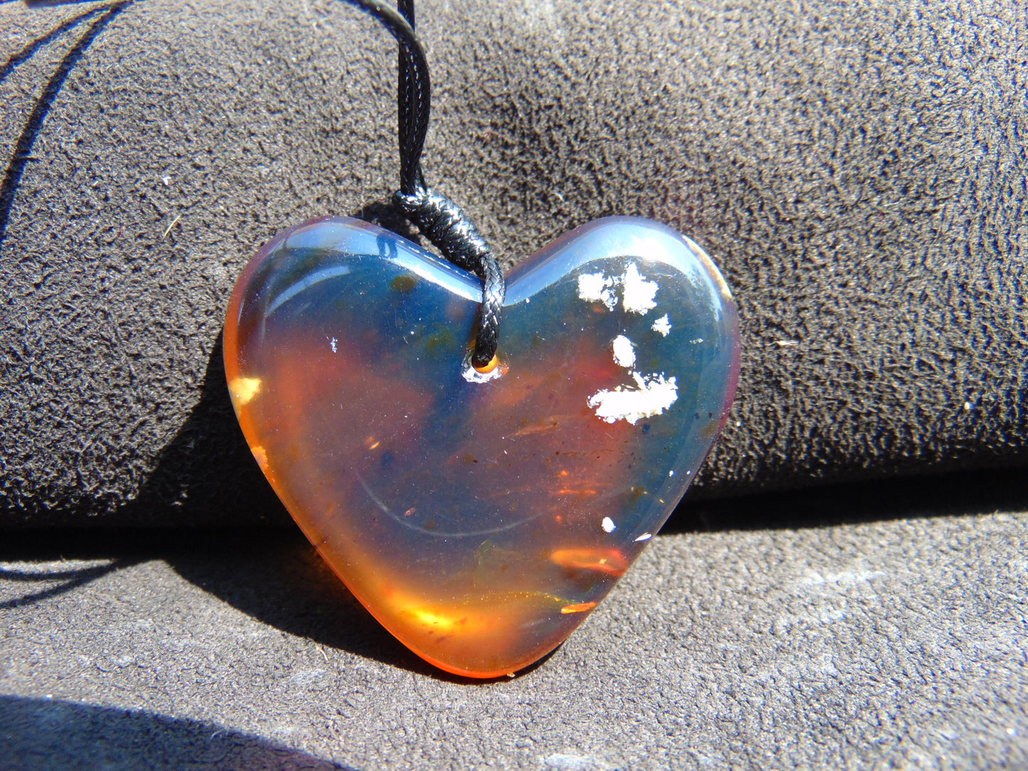 12 gr 42X42X11 mm Pendant Indonesian Blue Amber for Healing A1K109
