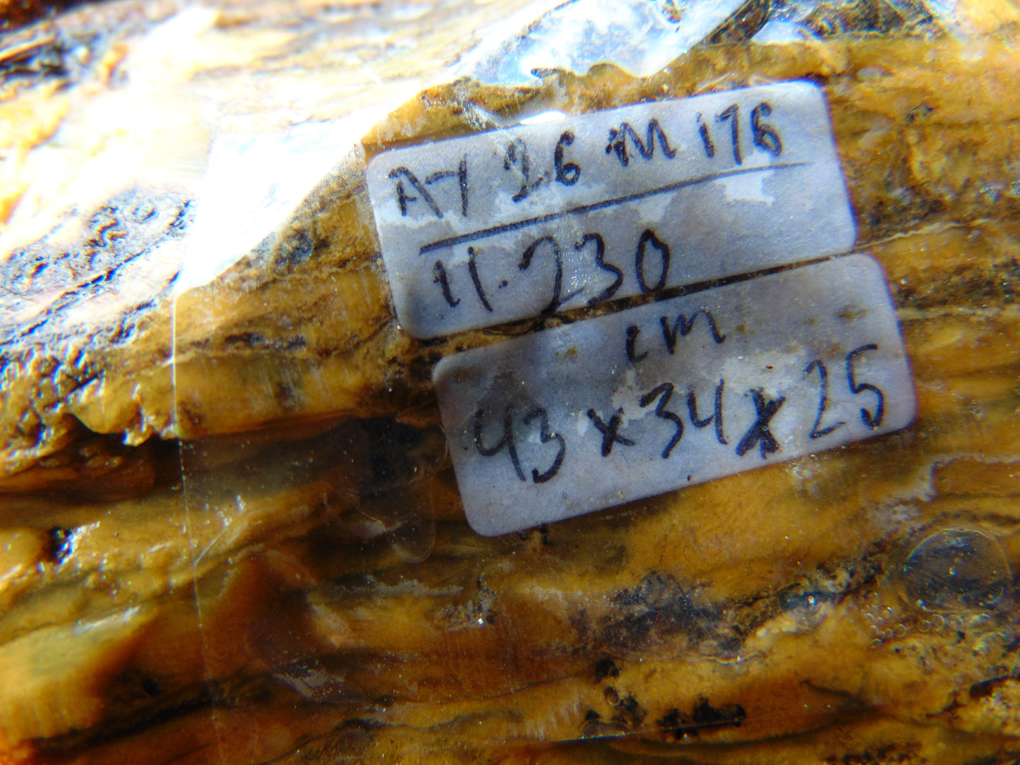 11230 gram Polished Indonesia Yellow Aromatic Amber for Healing AY26M176