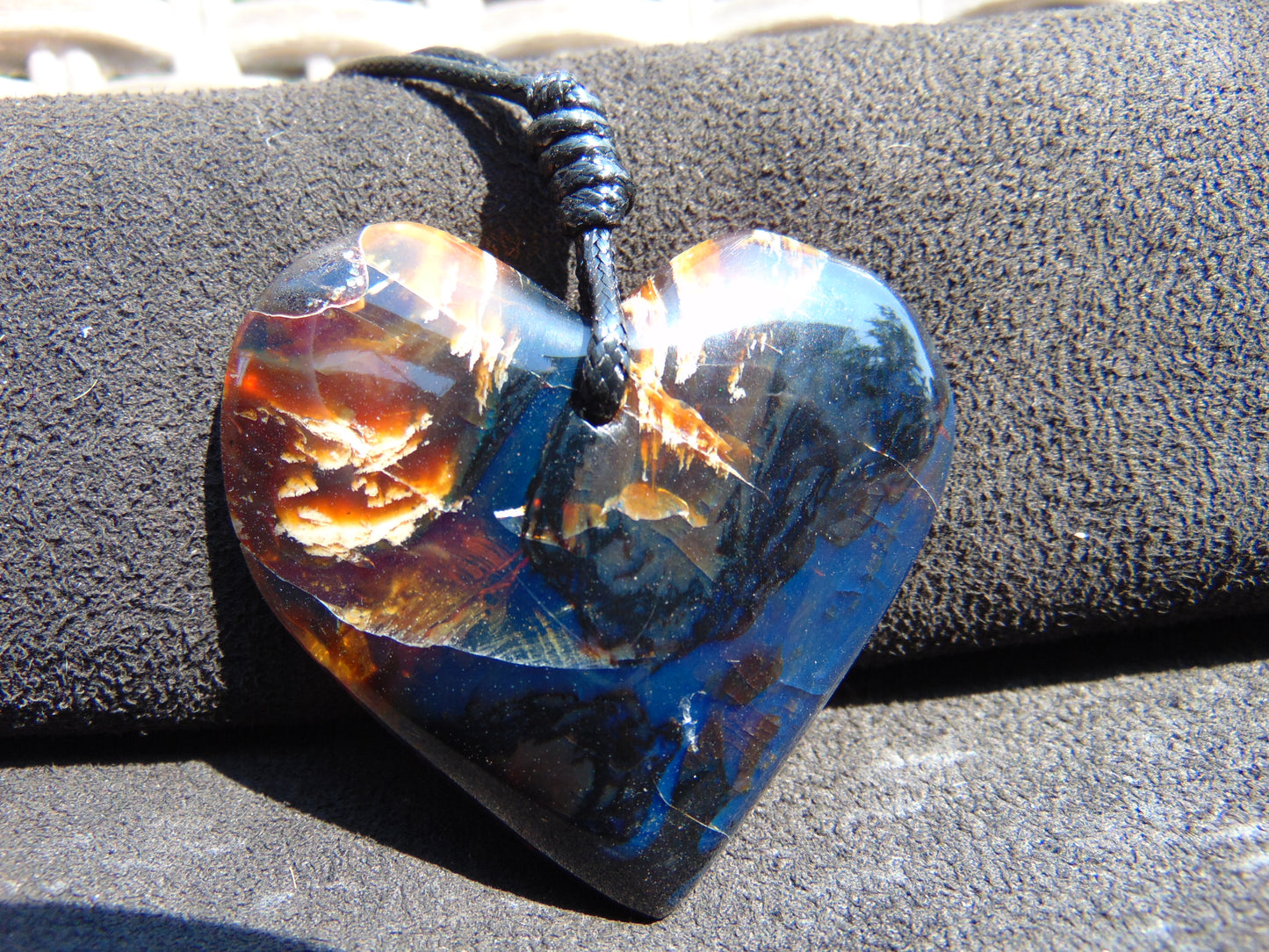 21 gr 50X53X15 mm Pendant Indonesian Blue Amber for Healing AR31