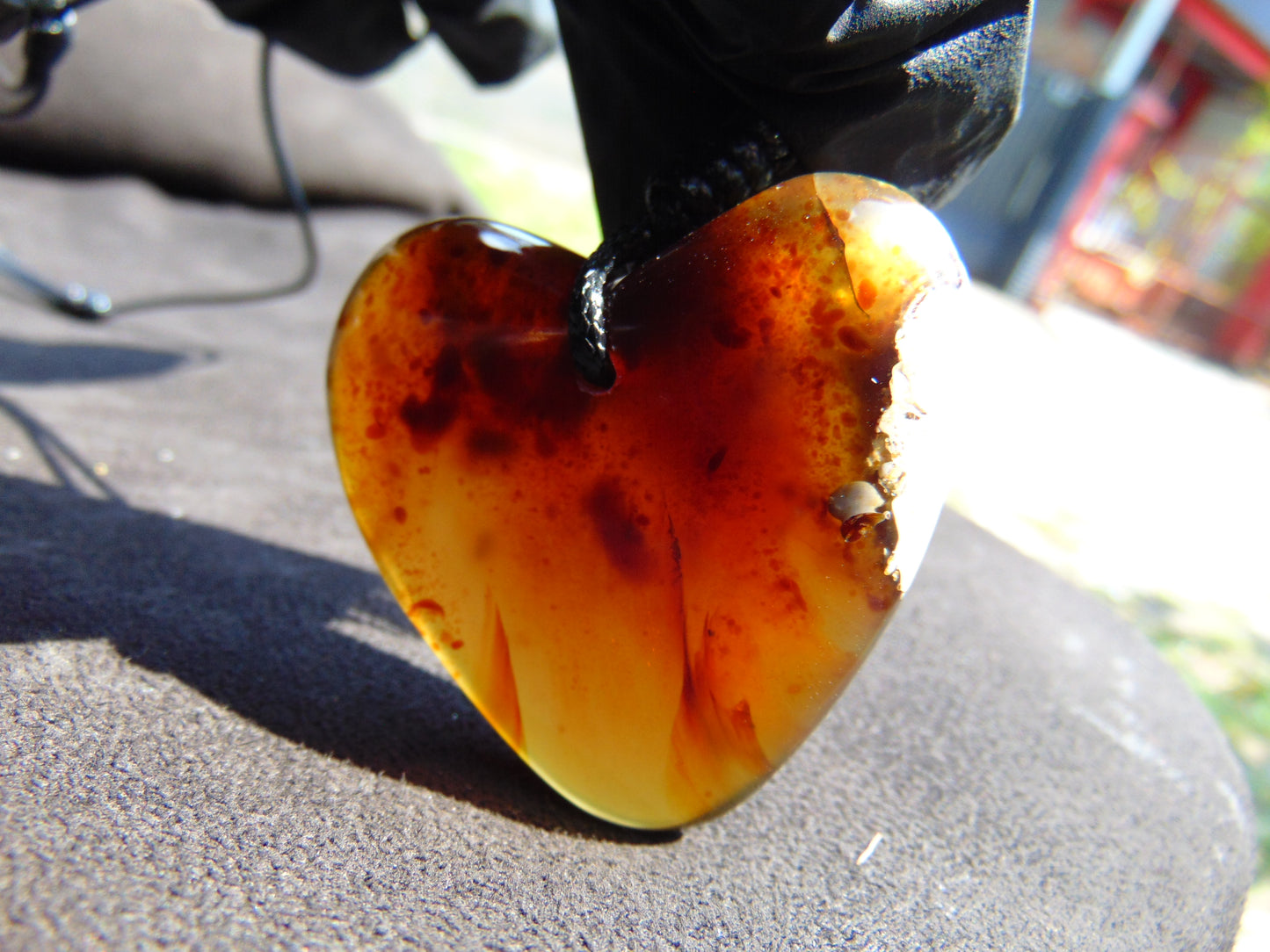 20 gram 51x49x13 mm Pendant Indonesian Amber for Healing AK199