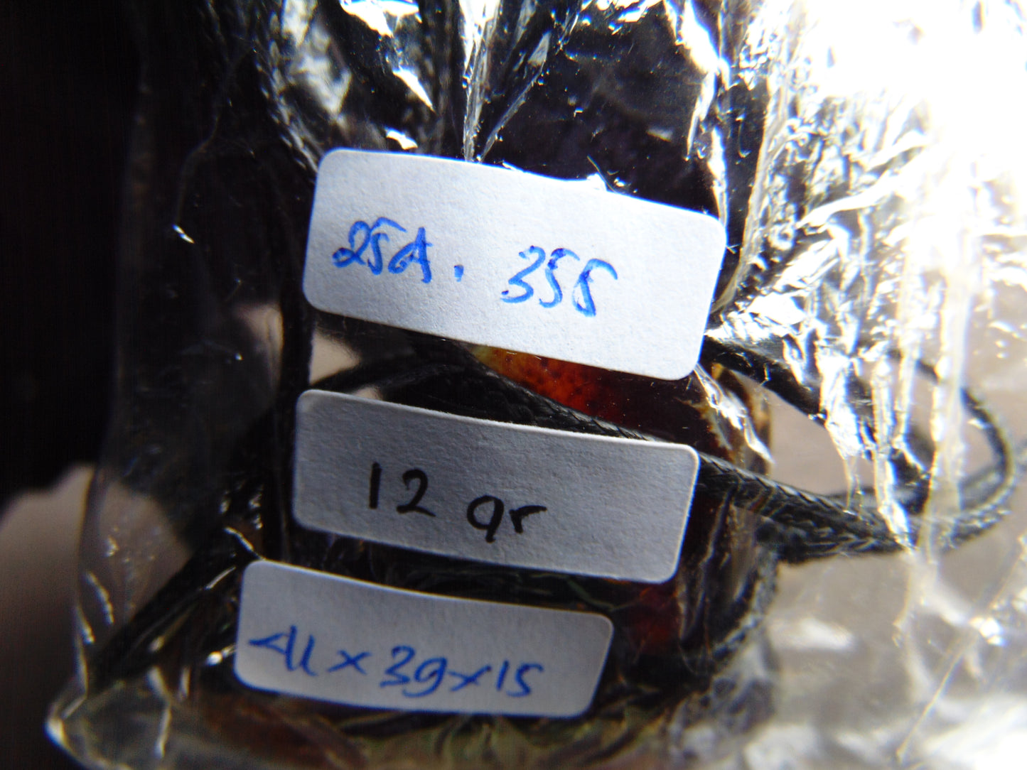 12 gr Heart Pendant Indonesian Black Blue Amber for Healing 25A335