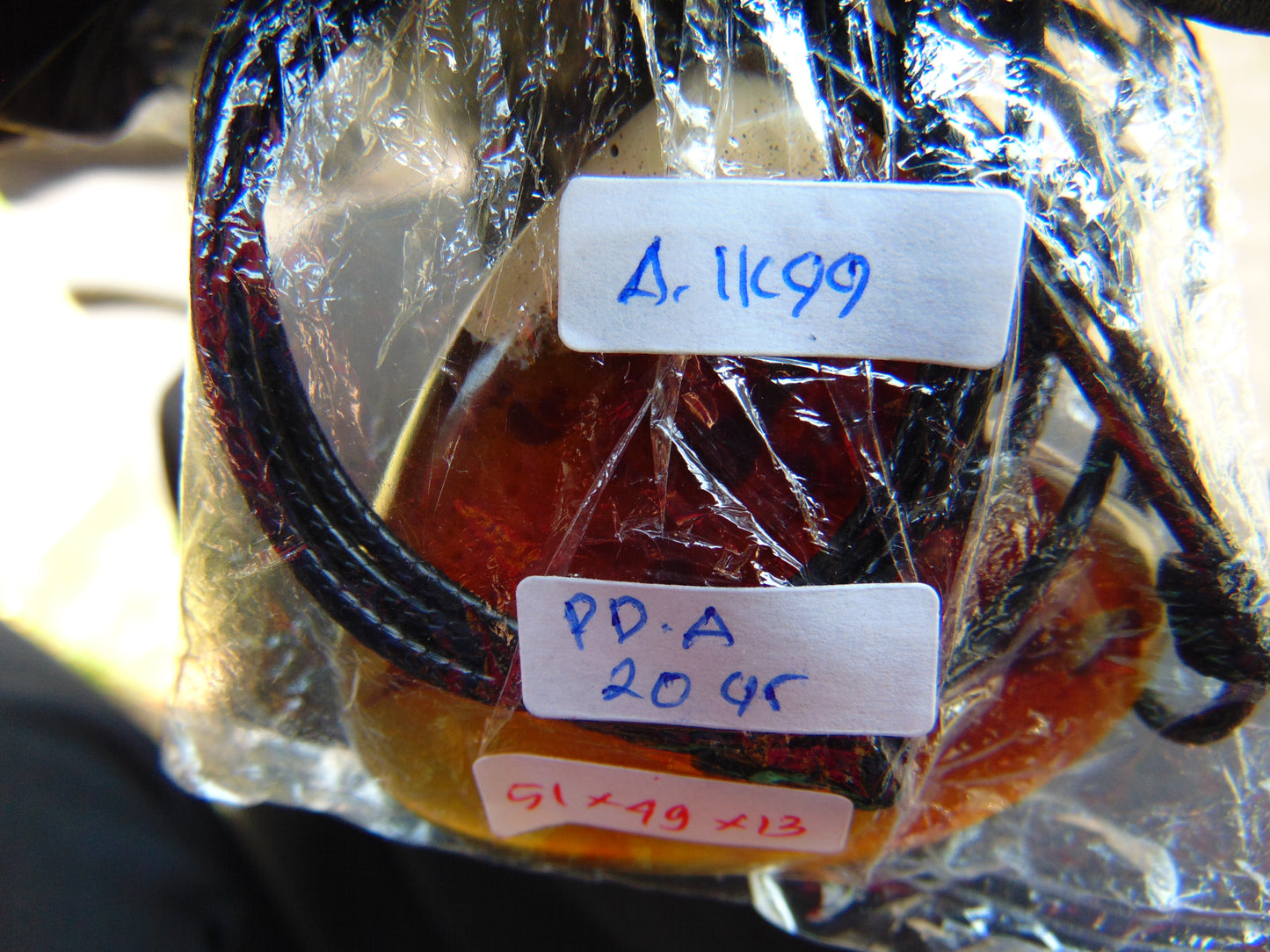 20 gram 51x49x13 mm Pendant Indonesian Amber for Healing AK199